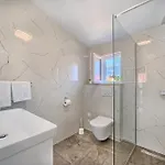 3rd Floor 아파트 *