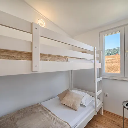 Apartment 3rd Floor Kaštela