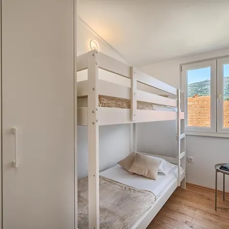 3rd Floor Apartment Kaštela