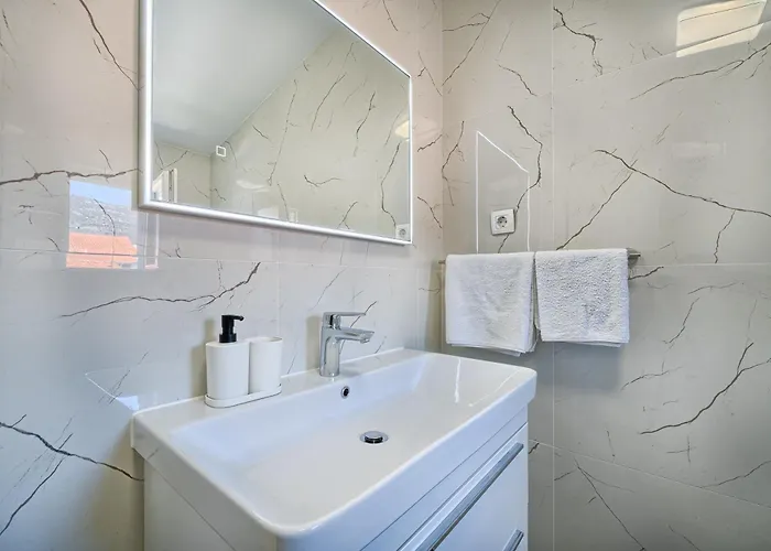 3rd Floor Apartament