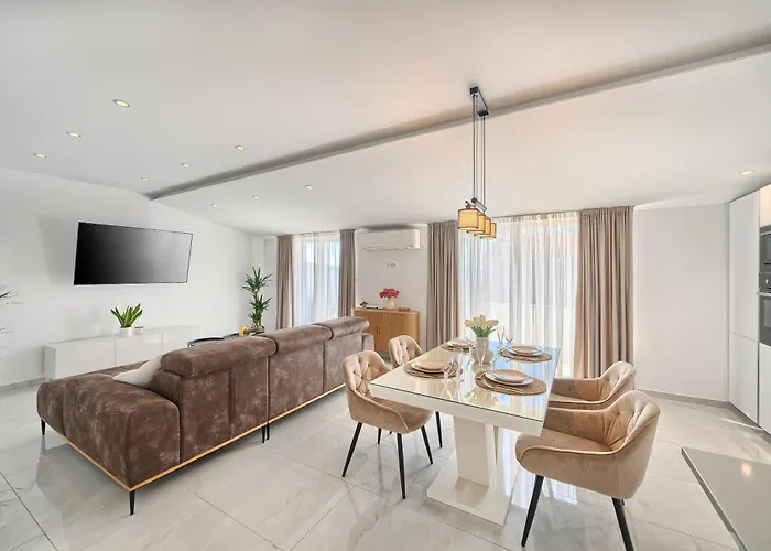 Apartment 3rd Floor Kastela