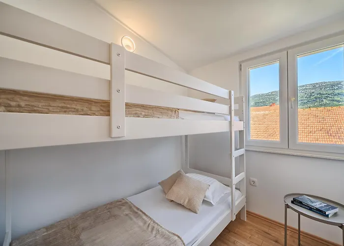 Apartment 3rd Floor Kastela